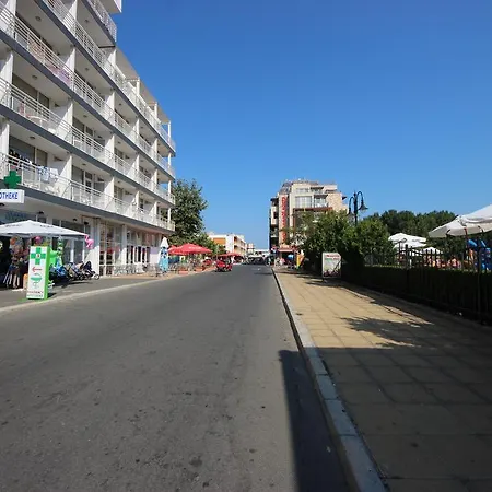 Menada Dune Апартаменти *